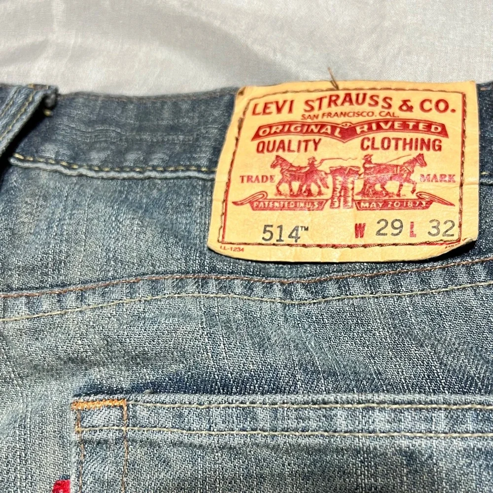 Levis 514 Slim Straight Mens Jeans Blue Medium Wash 29x32 100% Cotton Denim